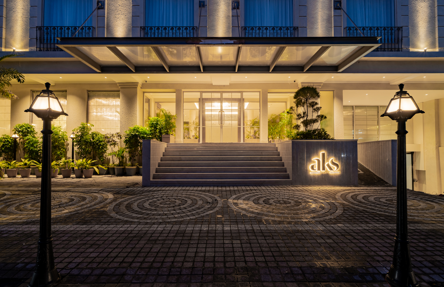 AKS Palace Assi Ghat – Best Hotel Near Assi Ghat in Varanasi for a Comfortable & Memorable Stay