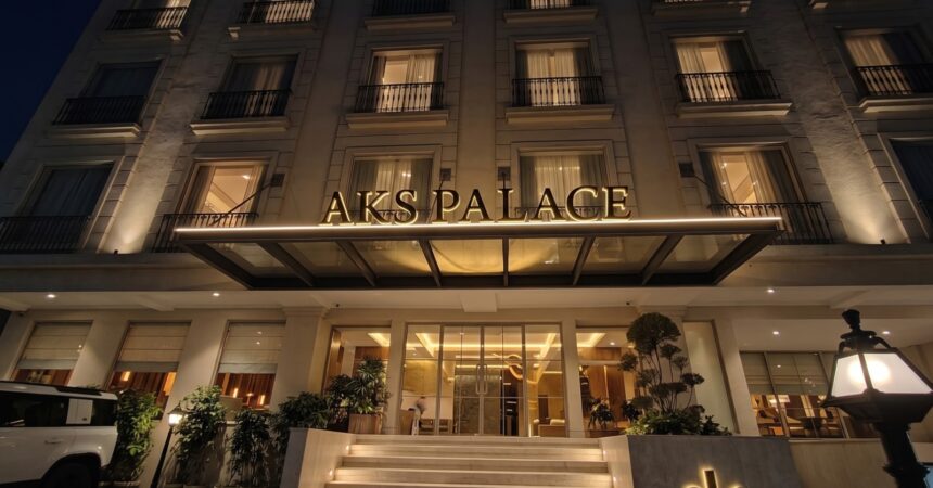 Top Hotel in Varanasi – Experience a Comfortable Stay at AKS Palace